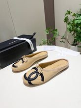 Load image into Gallery viewer, SE1773 Chanel 26P Spring/Summer Classic Large CC Bow Mules / Lambskin / Sizes 35–40
