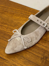 Load image into Gallery viewer, SE1778 Miu Miu Pointed-Toe Pumps · SS26 / Suede Upper / Rubber Sole / Sizes 5–10
