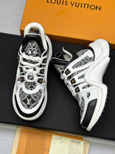 Load image into Gallery viewer, SE1779 LV-Style Casual Sneakers / Heel ~5.5 cm / Women’s 5–10
