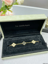 Load image into Gallery viewer, JW999 VCA Bracelet
