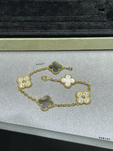 Load image into Gallery viewer, JW999 VCA Bracelet
