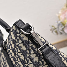 Load image into Gallery viewer, DR525 Weekender 25 / 12 x 7 x 4.5 inches
