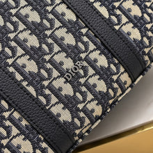 Load image into Gallery viewer, DR525 Weekender 25 / 12 x 7 x 4.5 inches
