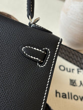 Load image into Gallery viewer, HM218 Hermes Kelly Mini / HIGHEST QUALITY VERSION  / 22 × 13 × 7 cm
