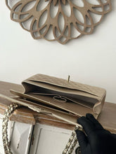 Load image into Gallery viewer, CC1091 Classic Handbag / HIGHEST QUALITY VERSION / 6 × 9.9 × 2.5 in
