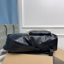 Load image into Gallery viewer, BCG061 Explorer Backpack in Black / L13,7 x H18,5 x W7,8 inch / HIGHEST QUALITY VERSION
