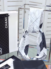 Load image into Gallery viewer, JW016  scarf 35.4x35.4inch
