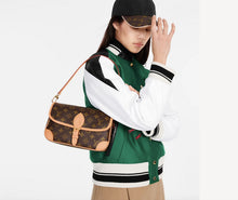 Load image into Gallery viewer, LB643 DIANE / HIGHEST QUALITY VERSION / 9.5x7.5x3.5inch
