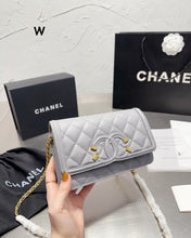 Load image into Gallery viewer, CC637 Wallet on the Chain / 7.5x4.7inch

