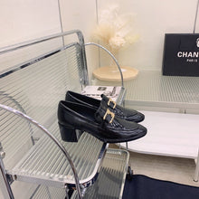 Load image into Gallery viewer, SE953 CC Loafers / Size5-10
