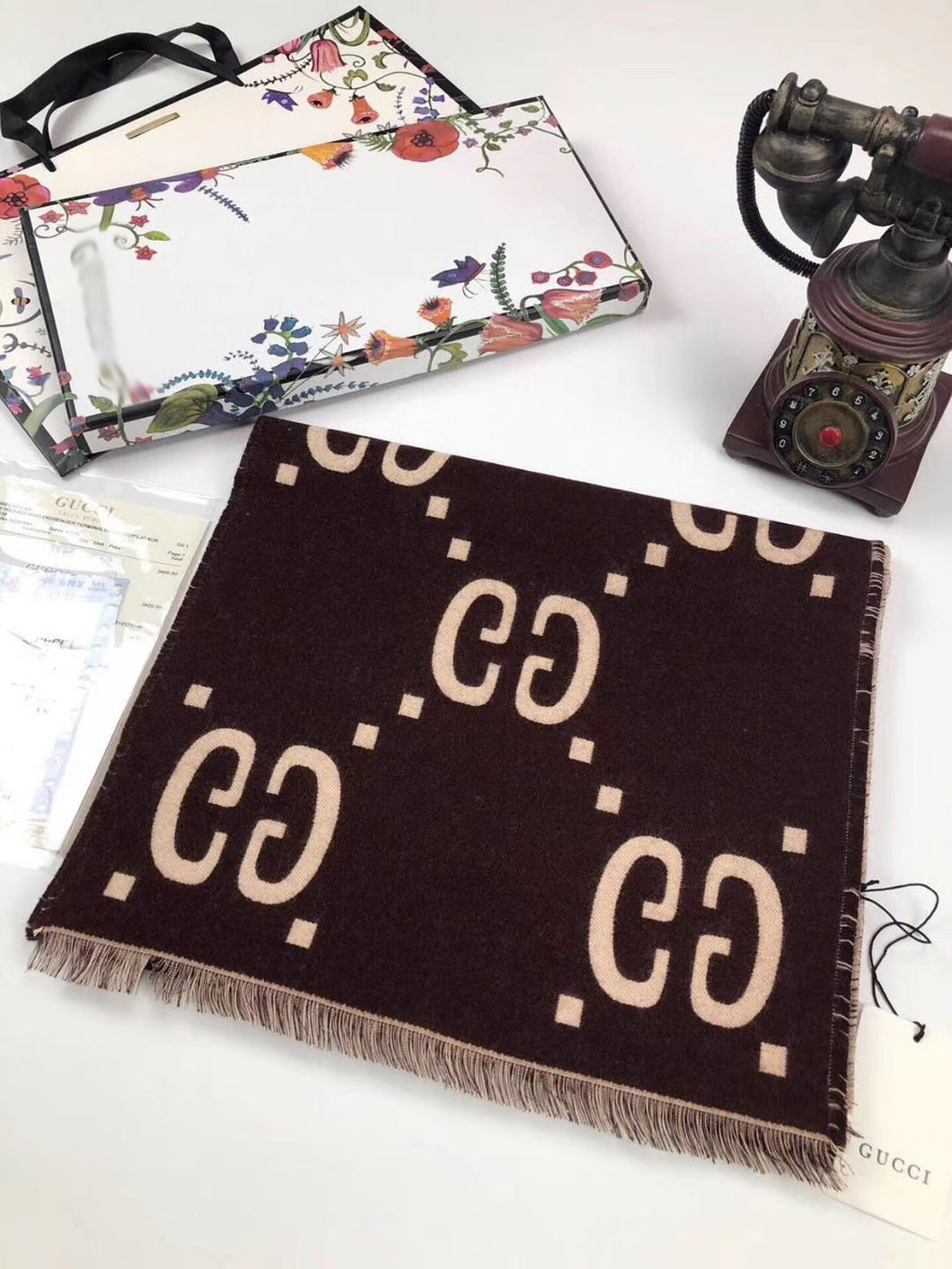 CLTH003  35x180cm 91%Wool,9%Slilk