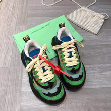 Load image into Gallery viewer, SE027 Women size 4-10  Men size7-12
