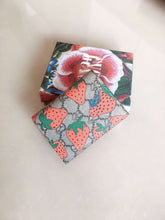 Load image into Gallery viewer, GC077    4.33x3.35x1.18
