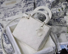 Load image into Gallery viewer, DR004     9.45x7.87x4.33inch
