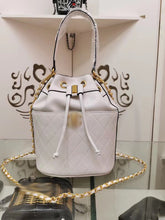 Load image into Gallery viewer, CC035   8.66x6.69x4.72inch
