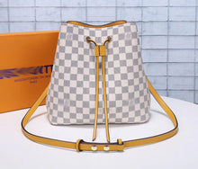 Load image into Gallery viewer, LB099   10.2x10.2x6.9inch
