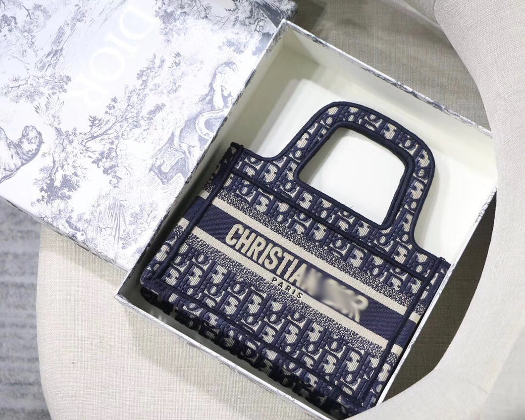 DR030 HIGHEST QUALITY VERSION     8.9x9.5x3.2inch