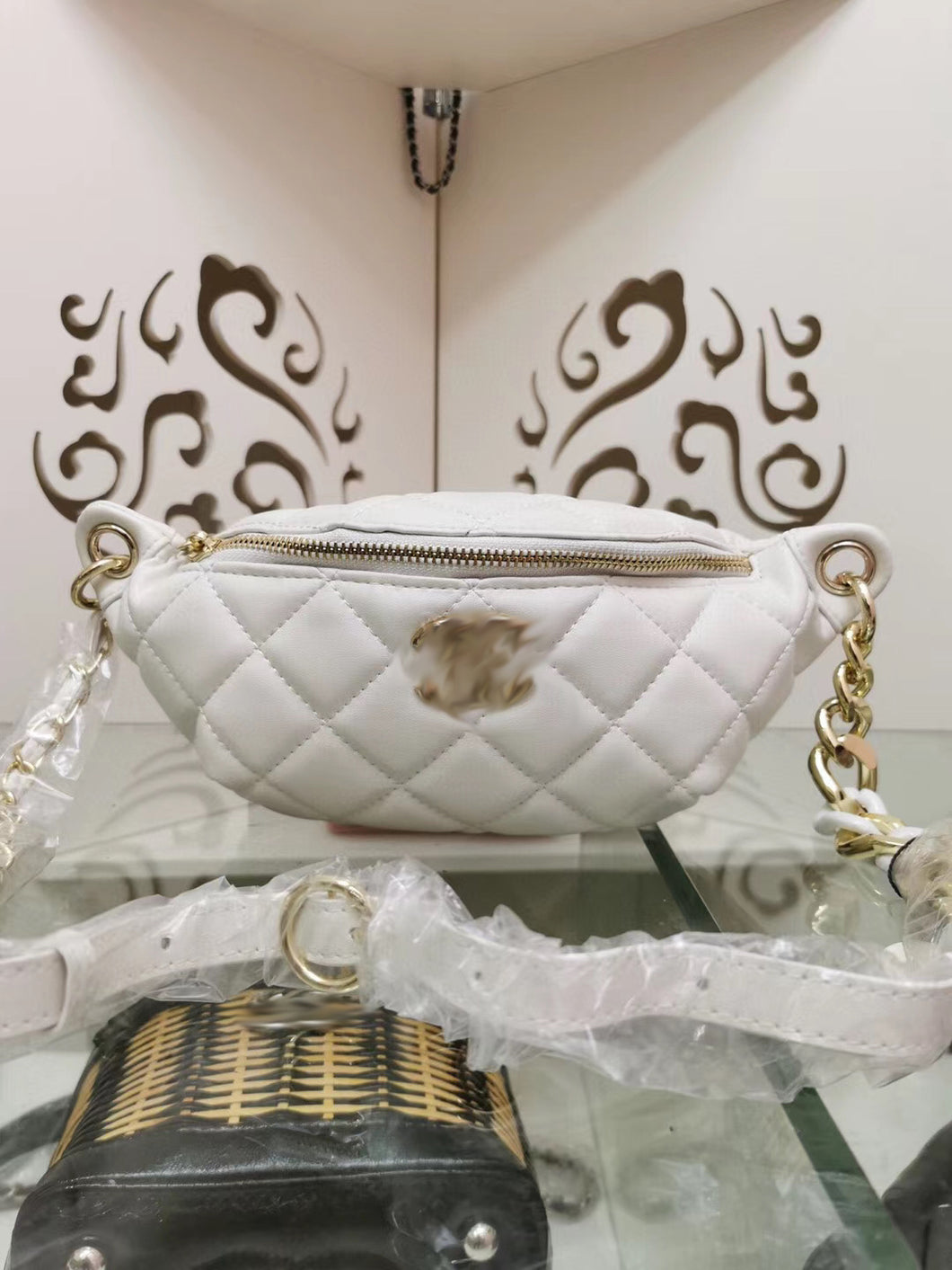 CC011     4.7x12.2x2.4inch