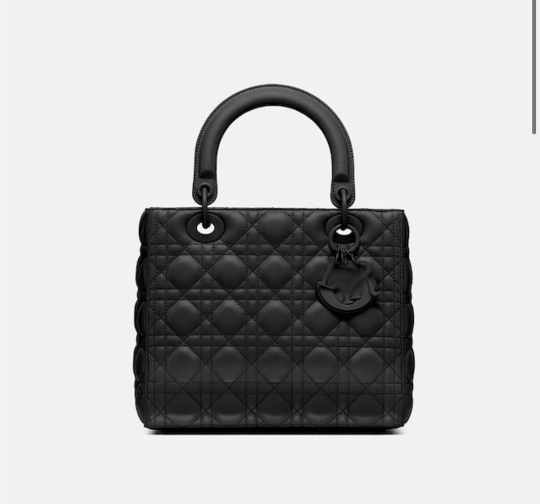 DR001     9.45x7.87x4.33inch