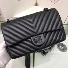 Load image into Gallery viewer, CC061  6.1x10x2.6inch   $149 7.7x11x3inch       $159
