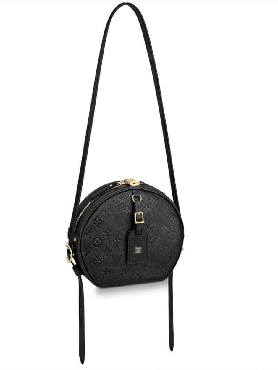 LB119   7.9x8.9x3.2inch