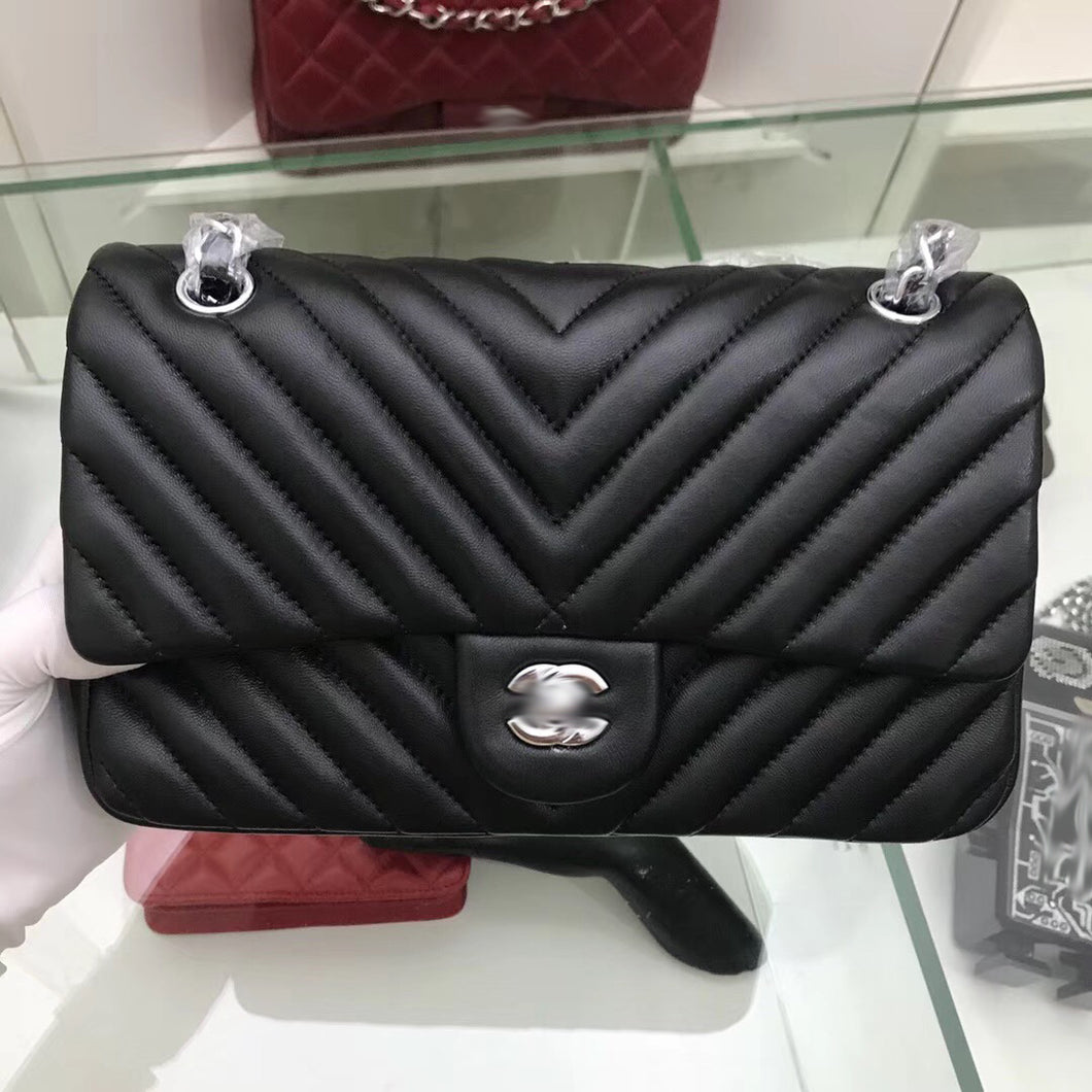 CC115  Small: 6.1x10x2.6inch Mediun: 7.7x11x3inch