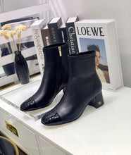 Load image into Gallery viewer, SE090  Size 4-10
