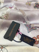 Load image into Gallery viewer, CLTH006 140x140cm  100%Silk
