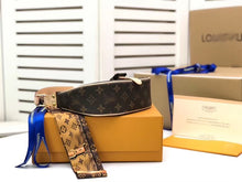 Load image into Gallery viewer, LB157   8.7x5.1x2.8inch（Including silk scarves.）
