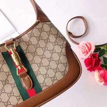 Load image into Gallery viewer, GC129  11x7.5x1.8inch
