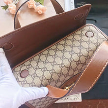 Load image into Gallery viewer, GC098  10.83x6.89x4.33 inch
