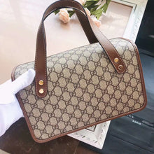 Load image into Gallery viewer, GC098  10.83x6.89x4.33 inch
