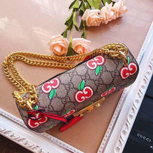 Load image into Gallery viewer, GC133  8.1x5.1x3inch
