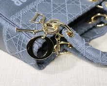 Load image into Gallery viewer, DR049  HIGHEST QUALITY VERSION 9.5x7.9x4.3inch
