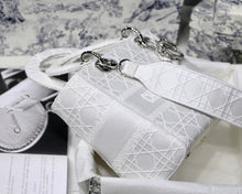 Load image into Gallery viewer, DR052  HIGHEST QUALITY VERSION 9.5x7.9x4.3inch
