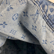 Load image into Gallery viewer, CLTH022  XS/S/M/L
