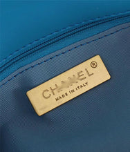 Load image into Gallery viewer, CC048 Small 6.3x10.2x3.5 inch    Medium 7.9x11.8x3.9 inch
