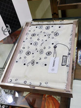 Load image into Gallery viewer, CLTH037 100%wool 110x200cm
