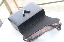 Load image into Gallery viewer, LB212   9.1x7.1x5.2inch
