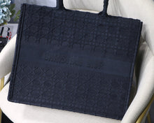 Load image into Gallery viewer, DR056 HIGHEST QUALITY VERSION 16.3x13.8x7.1inch
