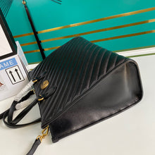 Load image into Gallery viewer, GC153 13.8x11x5.5inch
