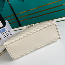 Load image into Gallery viewer, GC155 13.8x11x5.5inch
