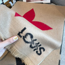 Load image into Gallery viewer, CLTH052 Mink Wool 180x65cm
