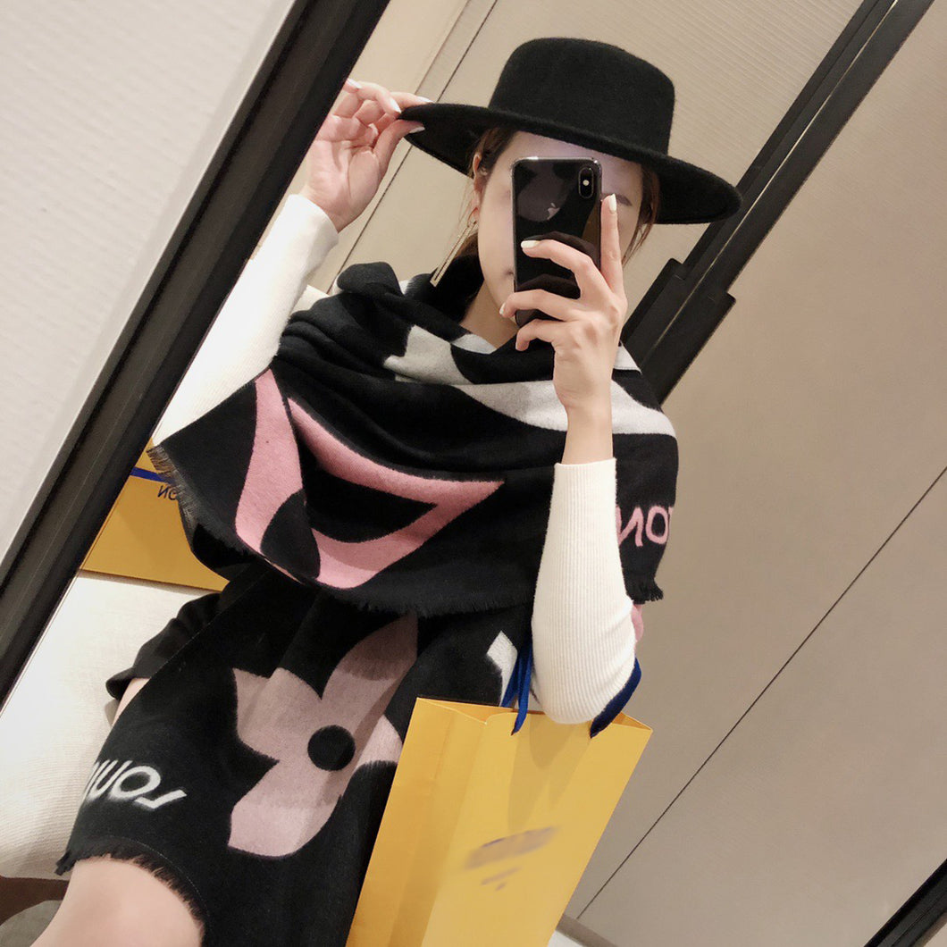 CLTH053 Mink Wool 180x65cm