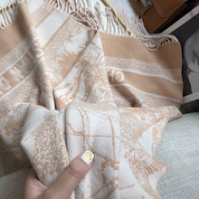 Load image into Gallery viewer, CLTH054 180x65cm
