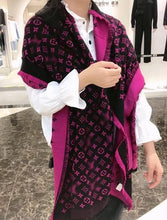 Load image into Gallery viewer, CLTH055 100%Pure Silk with Wool  75x200cm
