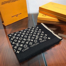 Load image into Gallery viewer, CLTH055 100%Pure Silk with Wool  75x200cm
