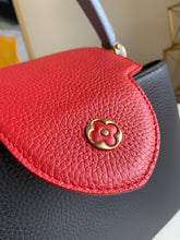 Load image into Gallery viewer, LB224 HIGHEST QUALITY VERSION S:10.6x8.3x3.5inch   M:12.2x8.3x4.3inch
