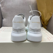 Load image into Gallery viewer, SE164  Men&#39;s Size 7-12   Women&#39;s Size 4-10
