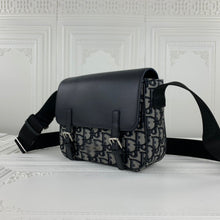 Load image into Gallery viewer, DR064   9.1x6.7x3.2inch
